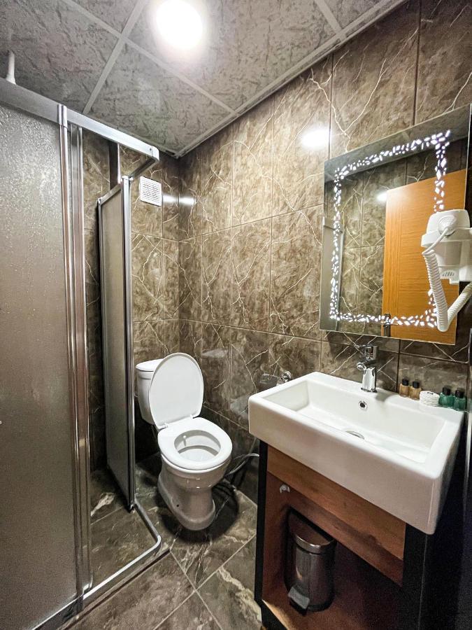 Готель Dedem 3*